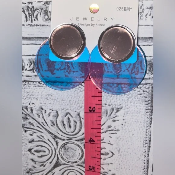 New Earrings- Last But Not Least Cute, Plastic, Shimmering, Lightweight and FUN - Picture 3 of 10